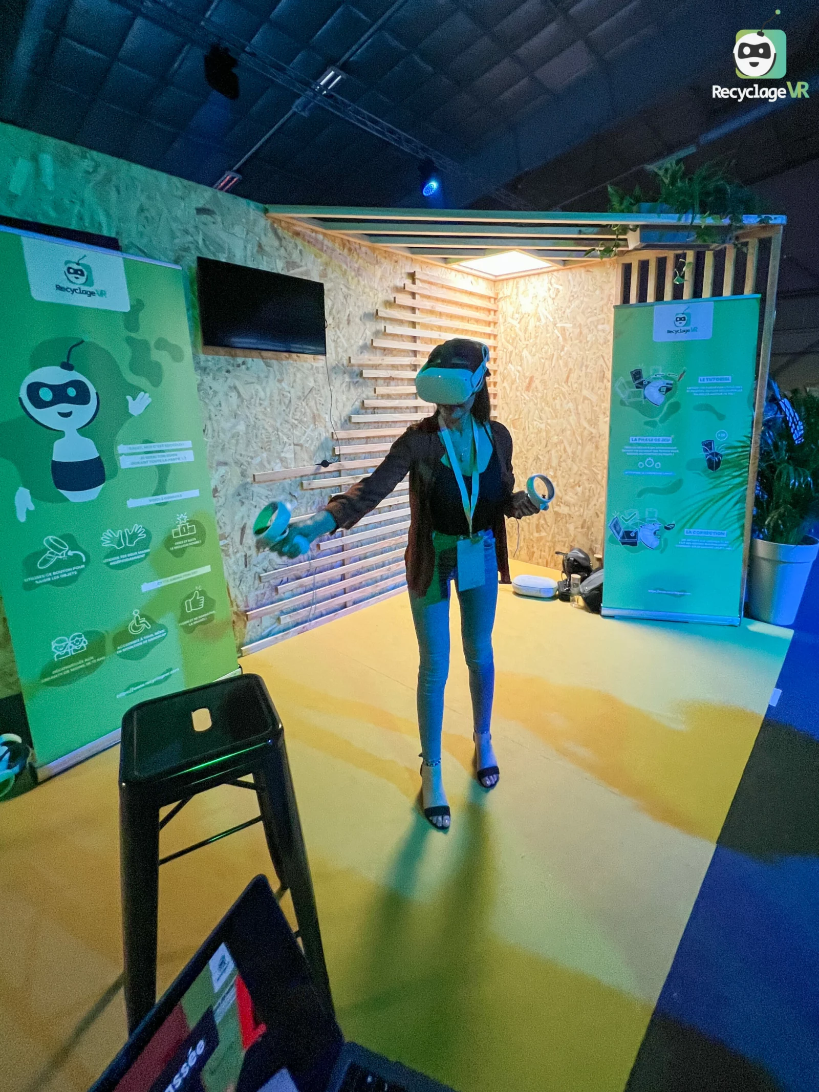 RecyclageVR — Crédit agricole RecyclageVR headset at a Crédit Agricole CSR evening