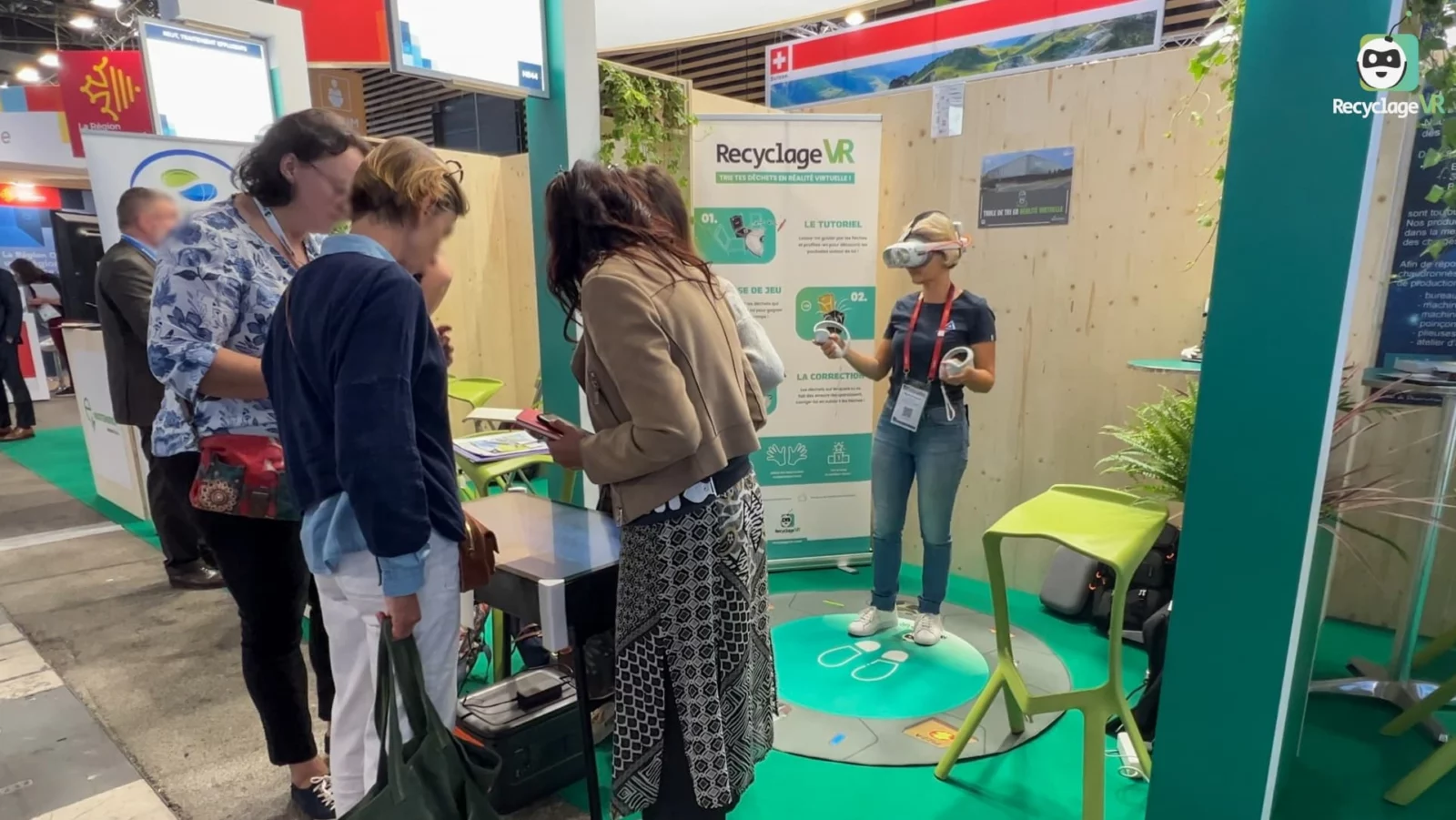 Touchscreen table at Pollutec 2023