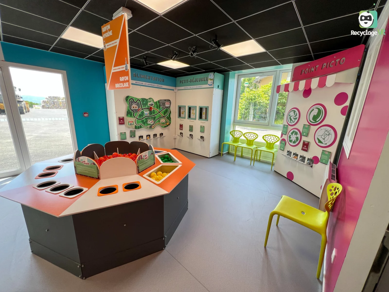 RecyclageVR — SYDOM educational visitor trail opening A room on SYDOM’s ECOTRI educational visitor trail