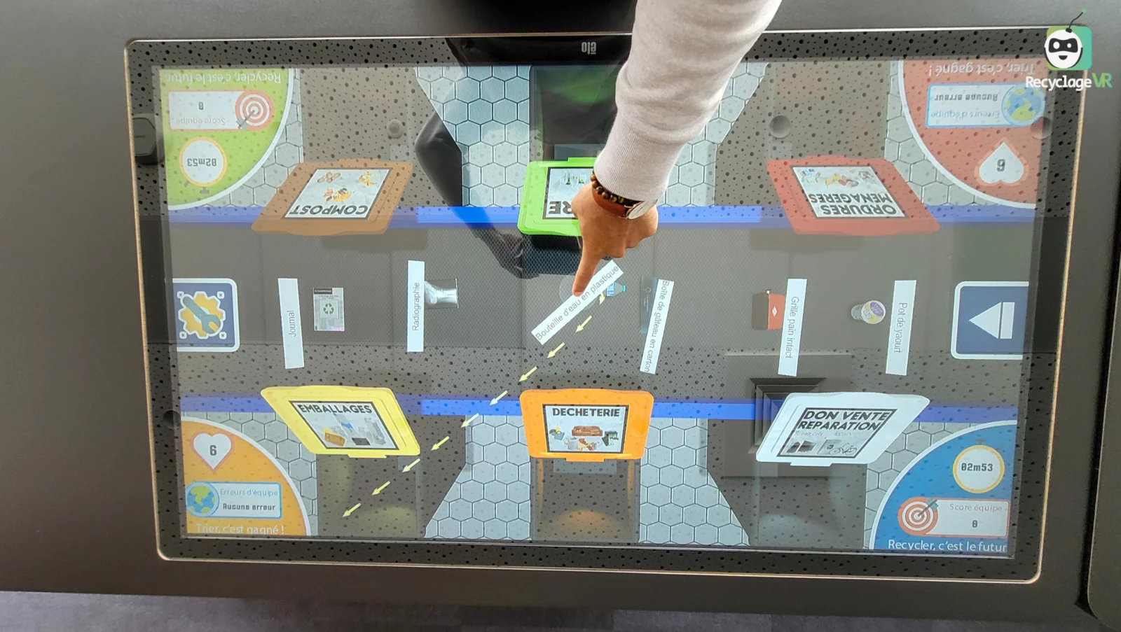 RecyclageVR — SIAVED RecyclageVR touchscreen table for SIAVED, 2022