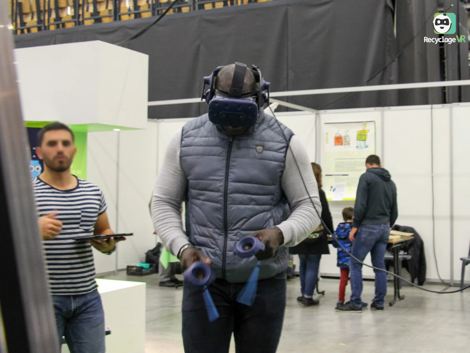 RecyclageVR — Feria de recuperación y reutilización de Albi RecyclageVR en el pabellón del área metropolitana de Albi en la feria de recuperación y reutilización de 2018